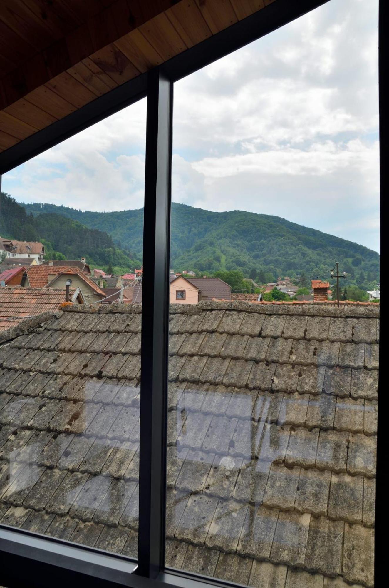 Casa Chiper - Attic Apartment With View Braşov Exterior foto